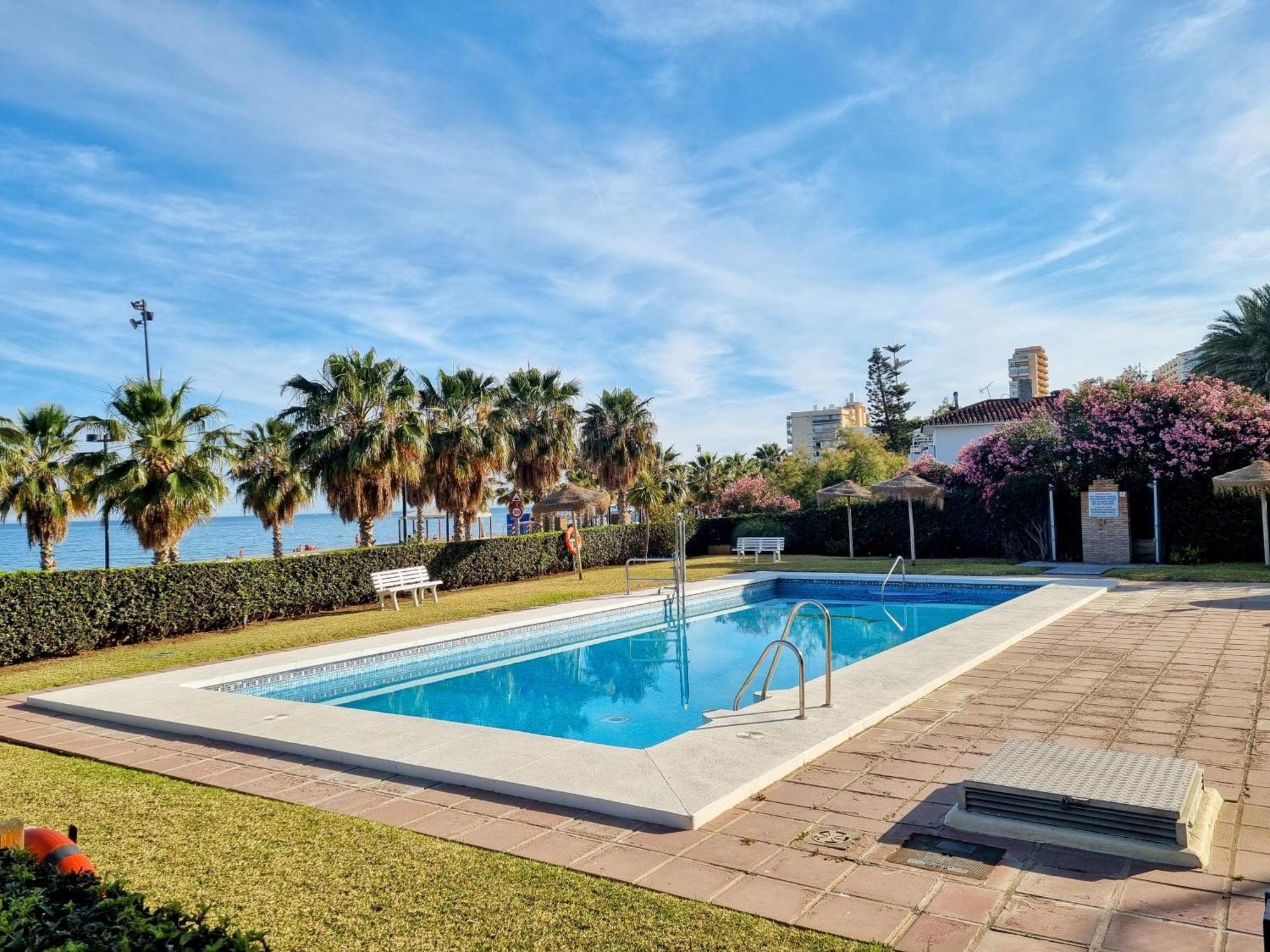 Las Antillas II Front Sea Views Pool Fuengirola Buitenkant foto